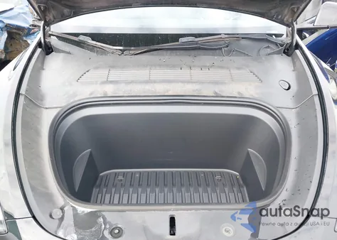 2022 Tesla Model Y Long Range Dual Motor All-Wheel Drive из США, поврежденный, VIN 7SAYGDEE3NF389125